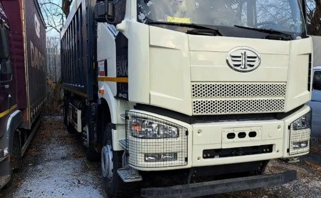 FAW J6