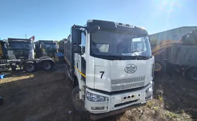 FAW J6